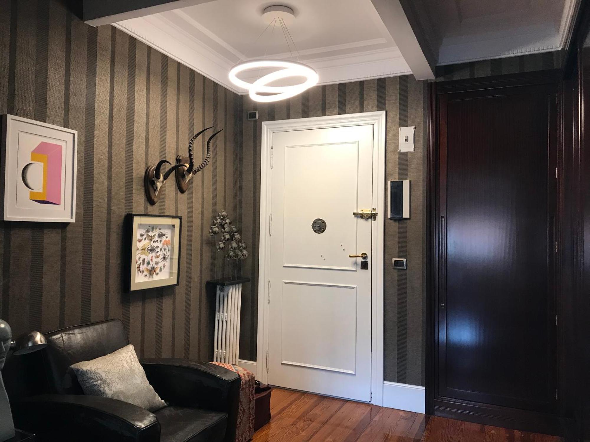 Habitacion Grande Y Confortable Con Bano Privado Junto A Guggenheim Бильбао Экстерьер фото